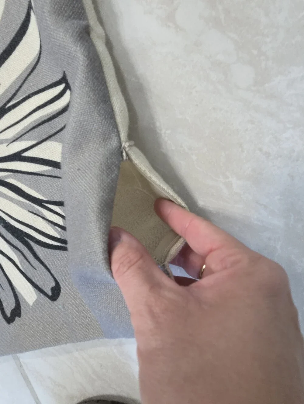 Farmhouse Navy Blue & Grey Botanical Accent Pillow Covers (2), EUC